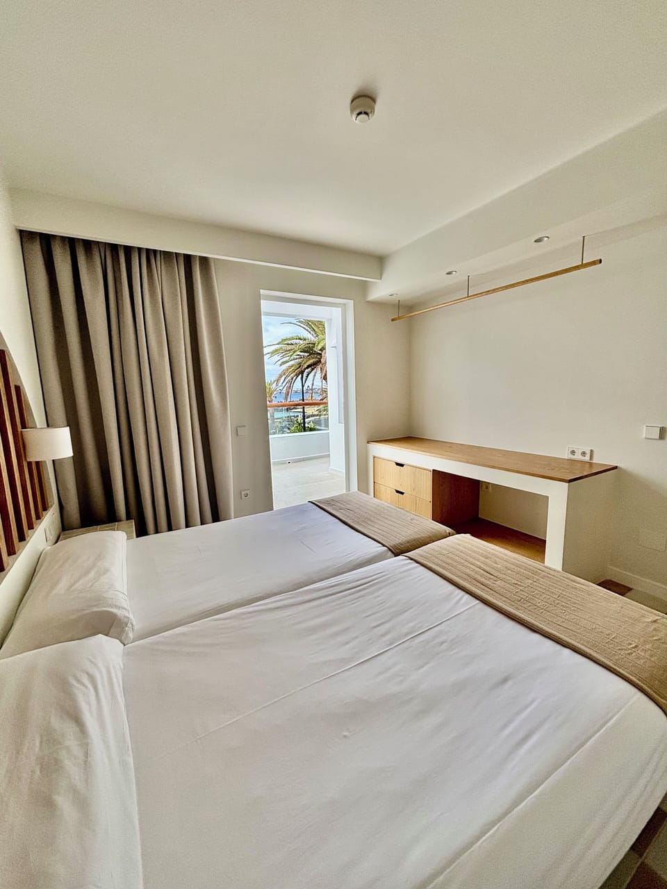 Premium Room, Ocean View | In-room safe, laptop workspace, blackout drapes, iron/ironing board