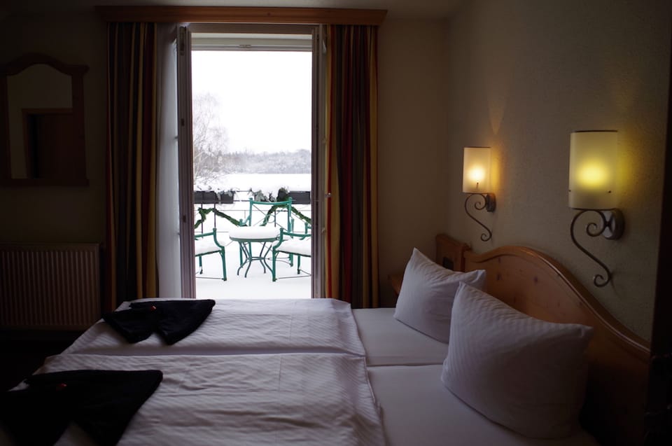 Deluxe Double Room, River View | Desk, soundproofing, iron/ironing board, free WiFi