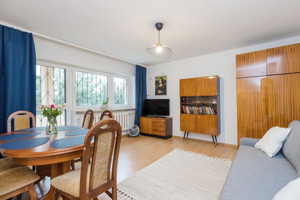 Classic Apartment, Balcony, Garden View | 3 bedrooms, blackout drapes, iron/ironing board, free WiFi
