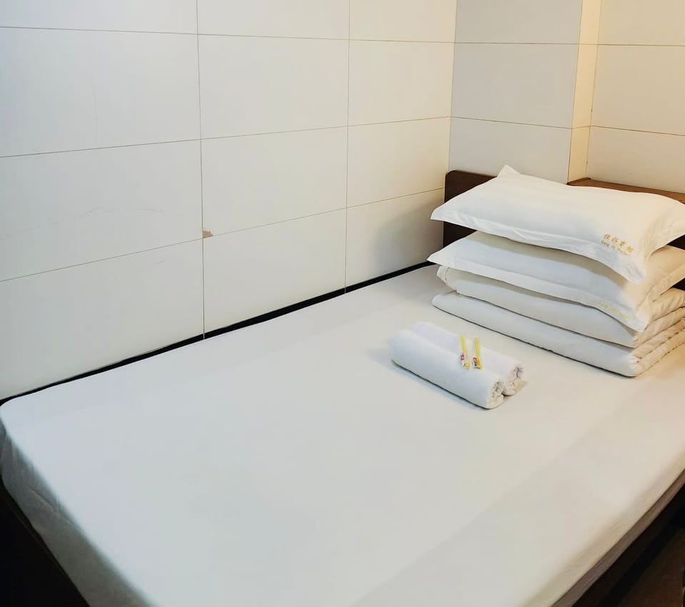 Standard Single Room, 1 Twin Bed, Non Smoking | Desk, soundproofing, free WiFi