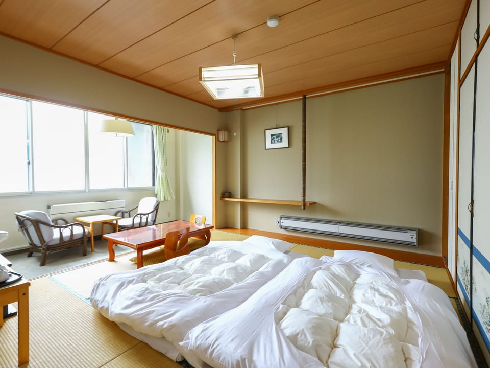 In-room safe, desk, laptop workspace, free WiFi