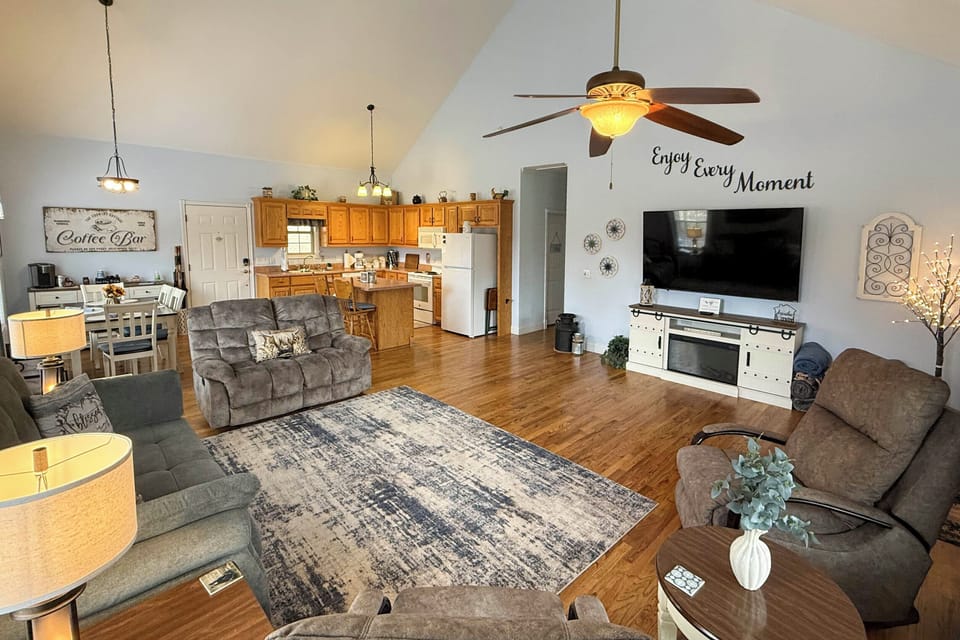Cottage (2 Bedrooms) | Interior