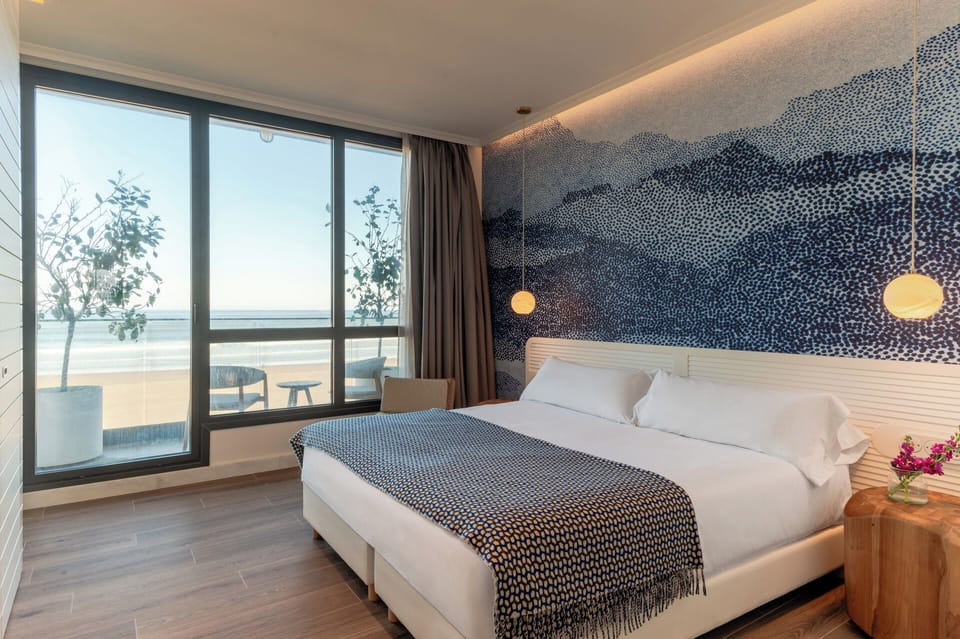 Apartment, Sea View | In-room safe, blackout drapes, soundproofing, free WiFi