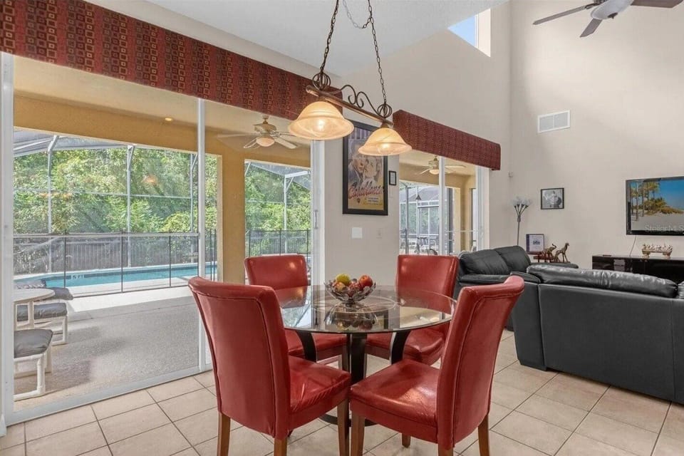 House, Multiple Bedrooms | Dining