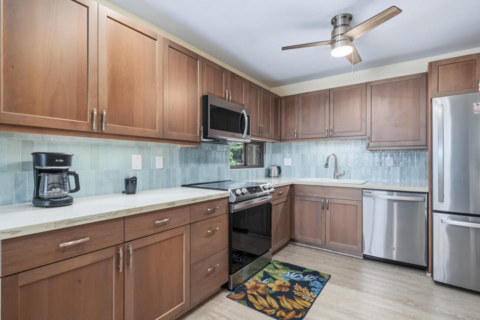 Condo, 2 Bedrooms | Private kitchen | Coffee/tea maker, fridge, oven, toaster