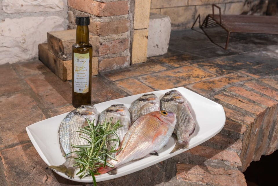 Villa | Food and drink