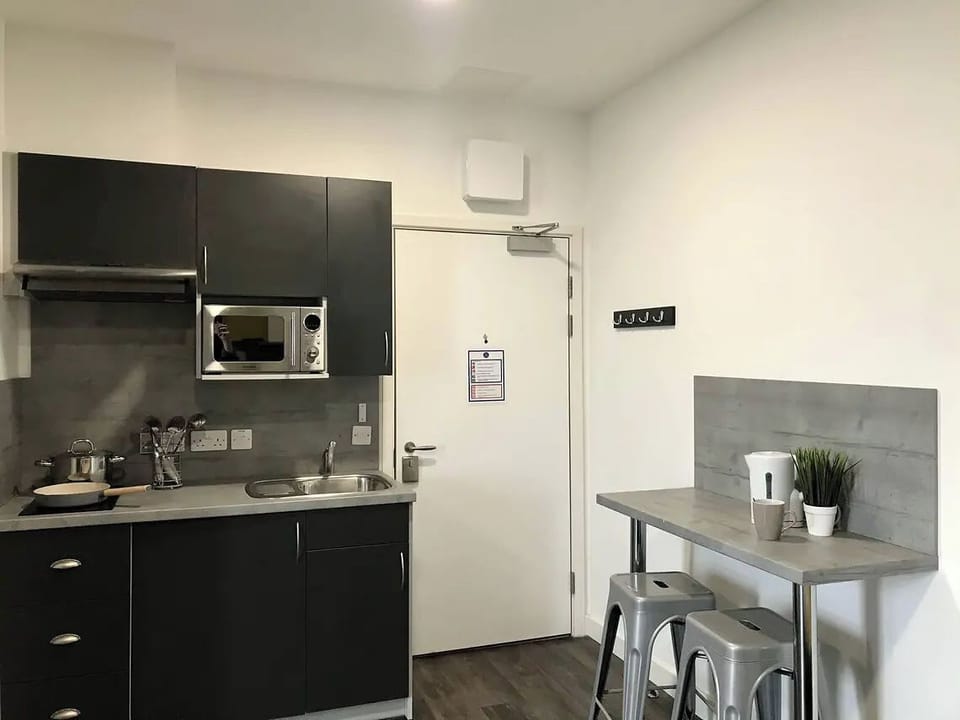 Studio, Non Smoking | Private kitchenette