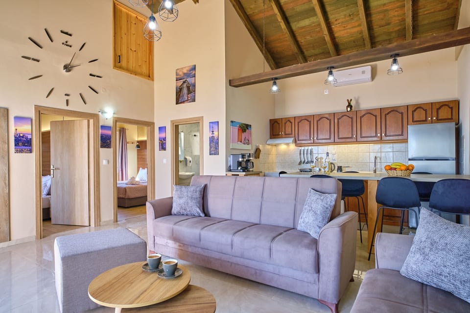 Apartment, Beach View | Living area