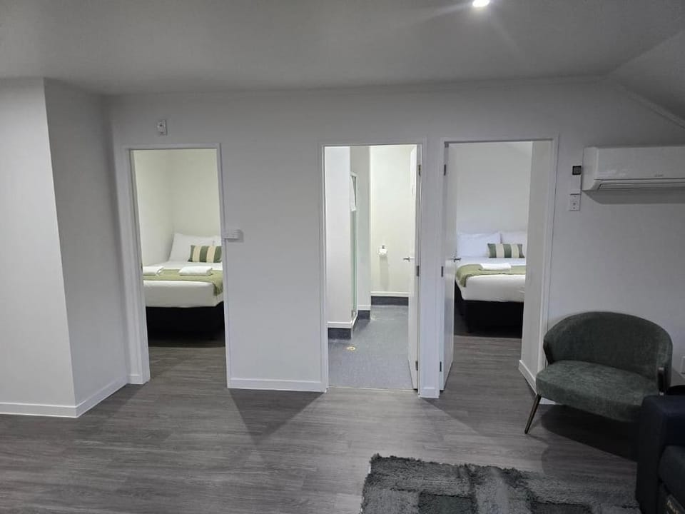 Classic Apartment, 2 Bedrooms, Kitchen | Free WiFi