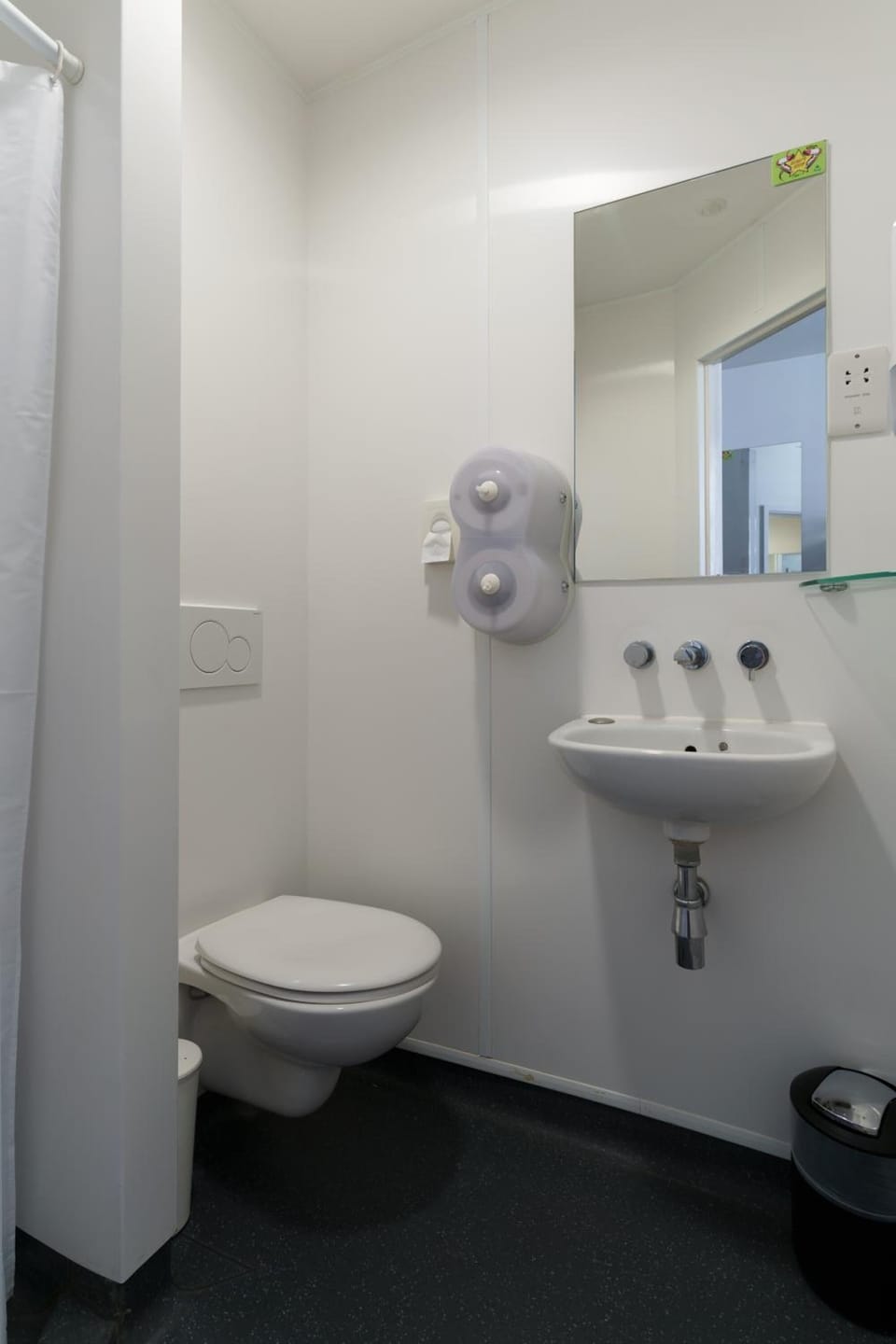 Double Room | Bathroom | Shower