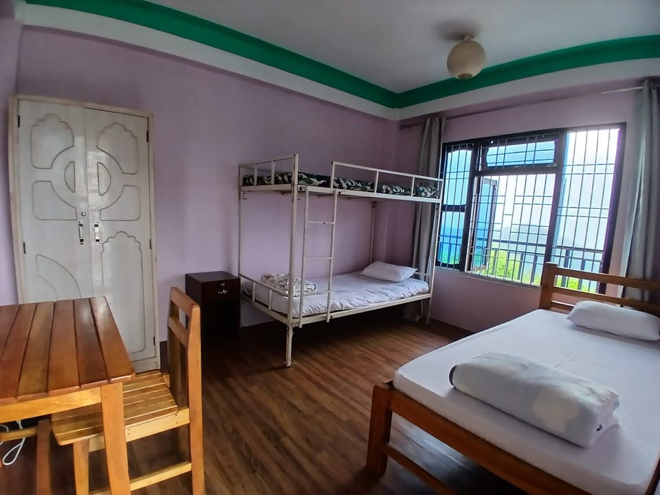 Basic Double or Twin Room | WiFi (free)