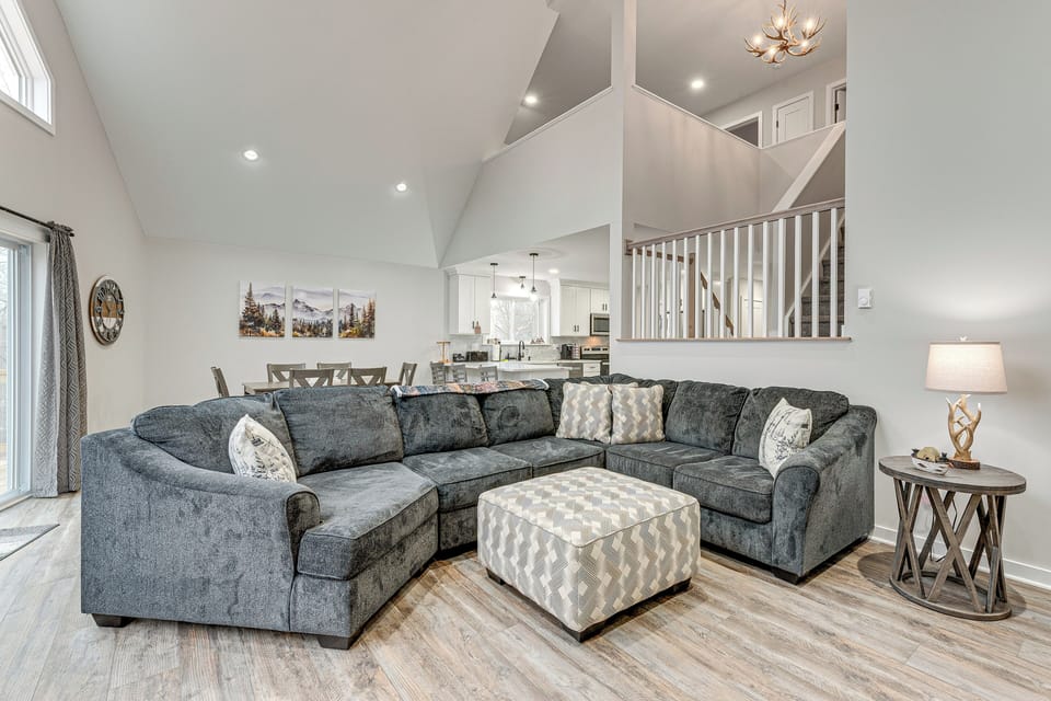 House (4 Bedrooms) | Front of property