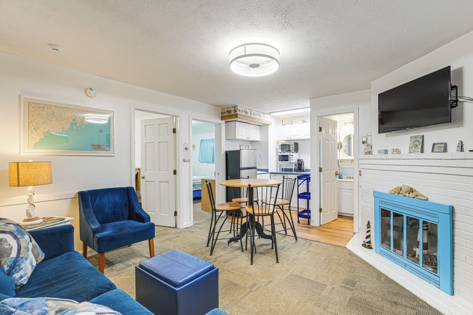 Apartment (2 Bedrooms) | Front of property