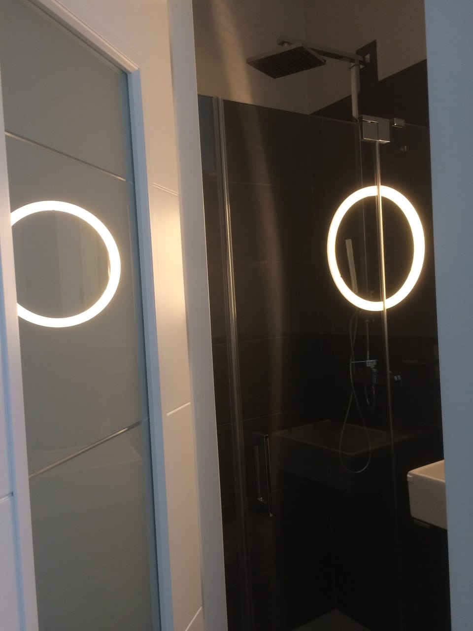 Bathroom shower