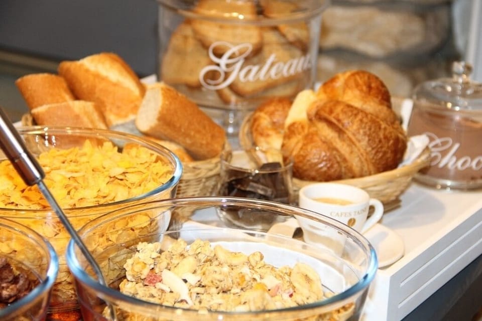 Daily continental breakfast for a fee