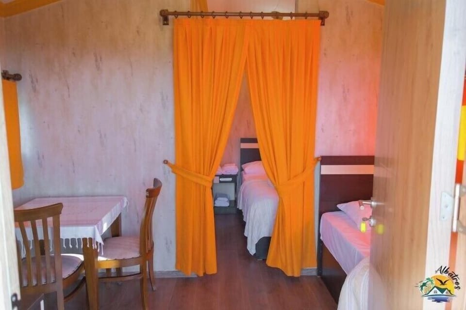 Deluxe Quadruple Room | Free WiFi, bed sheets