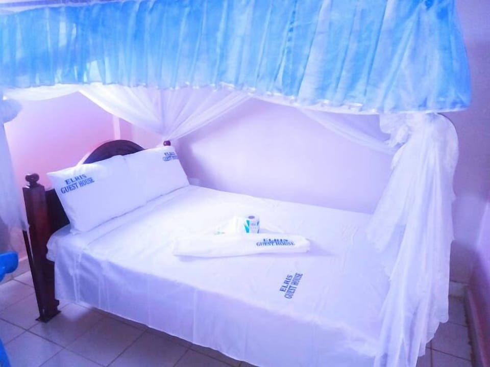 Deluxe Double Room, City View | Free WiFi, bed sheets
