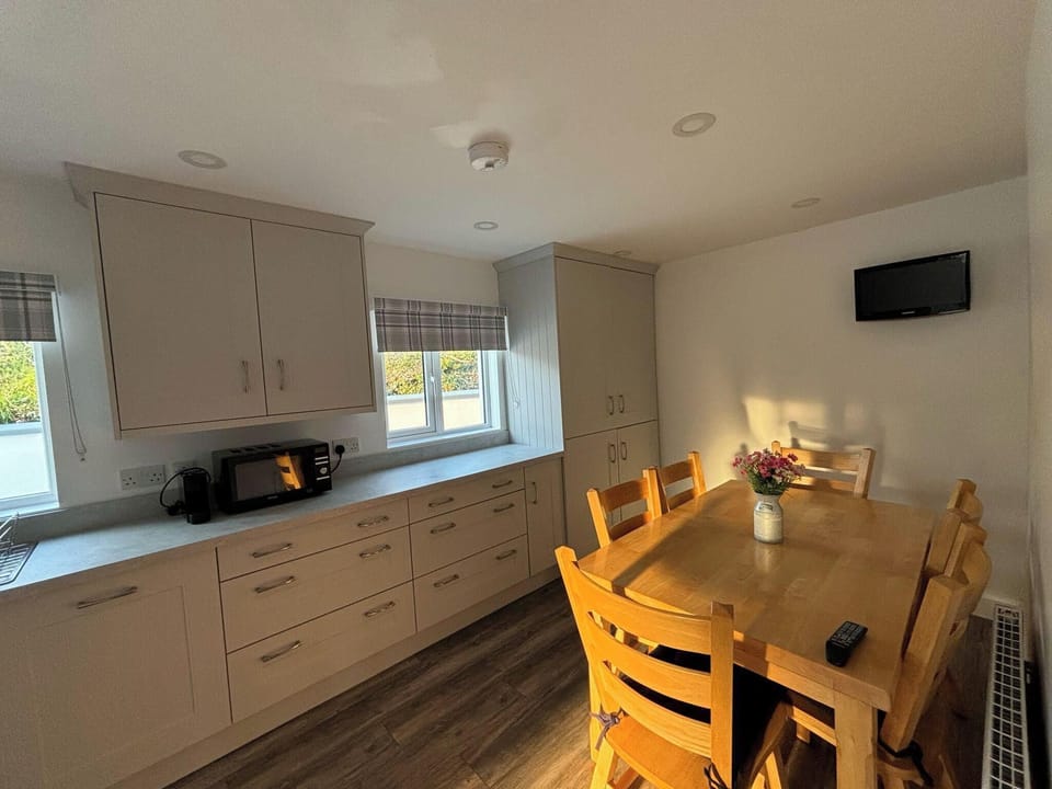 House | Dining