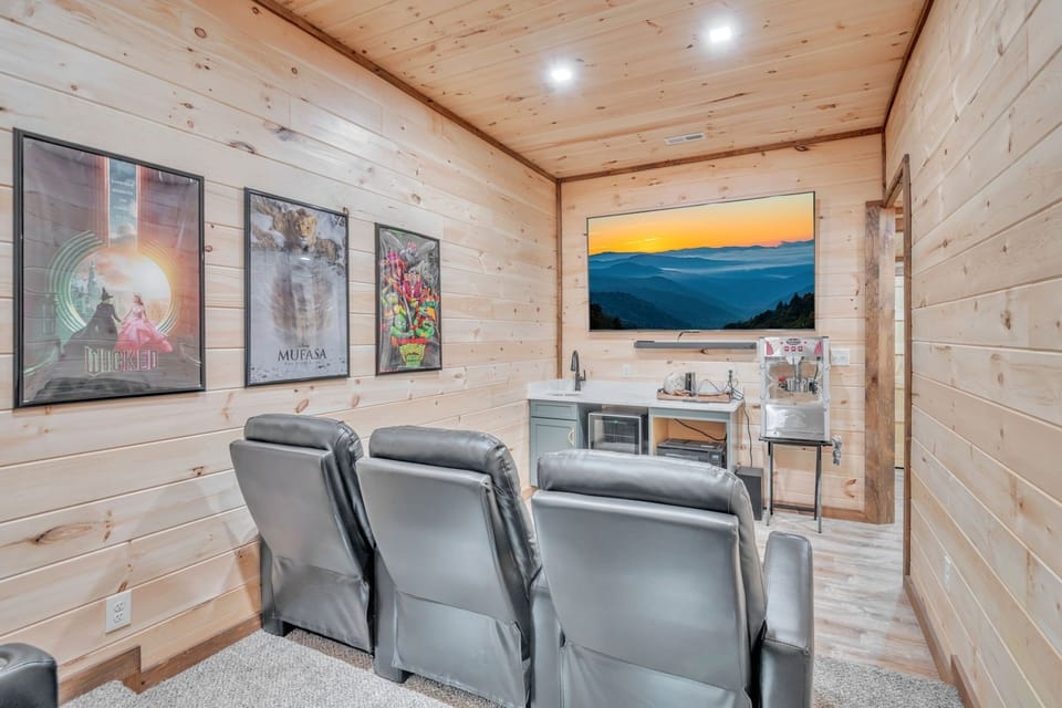 Cabin, 3 Bedrooms | Interior