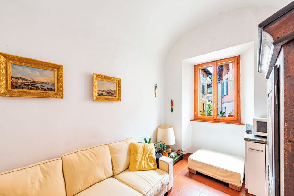 Standard House, Multiple Bedrooms, Mountainside (Antica Torre) | Living area