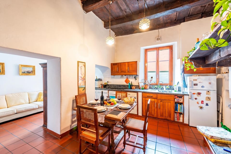 Standard House, Multiple Bedrooms, Mountainside (Antica Torre) | Dining