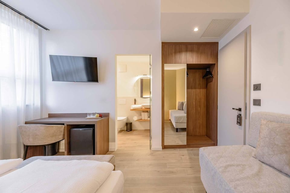 Minibar (free items), in-room safe, desk, laptop workspace
