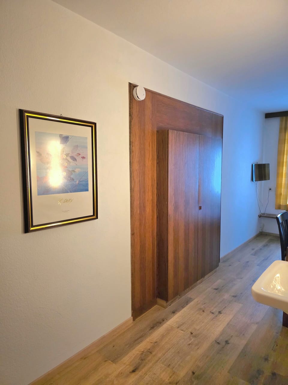 Standard Single Room | Desk, laptop workspace, blackout drapes, soundproofing