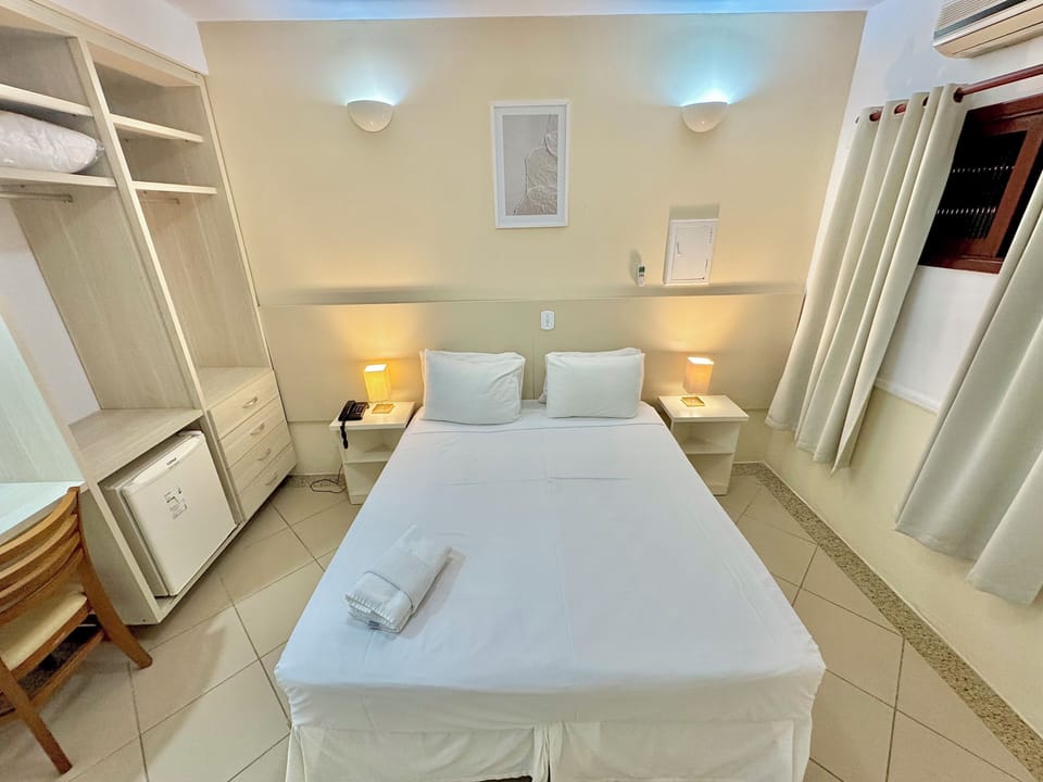 Double Room | Minibar, desk, free WiFi, wheelchair access