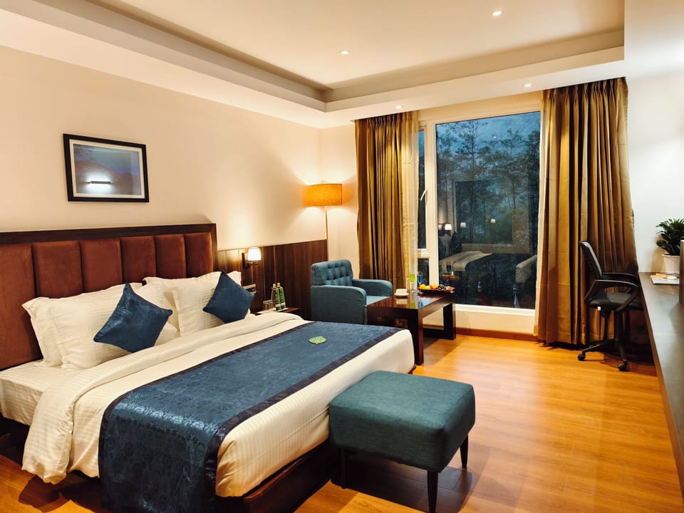 Club Room, Hill View | In-room safe, desk, laptop workspace, blackout drapes