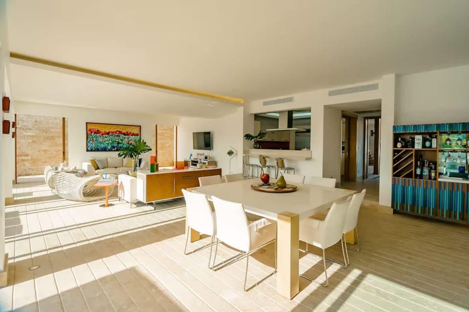 House | 4 bedrooms, high-speed internet