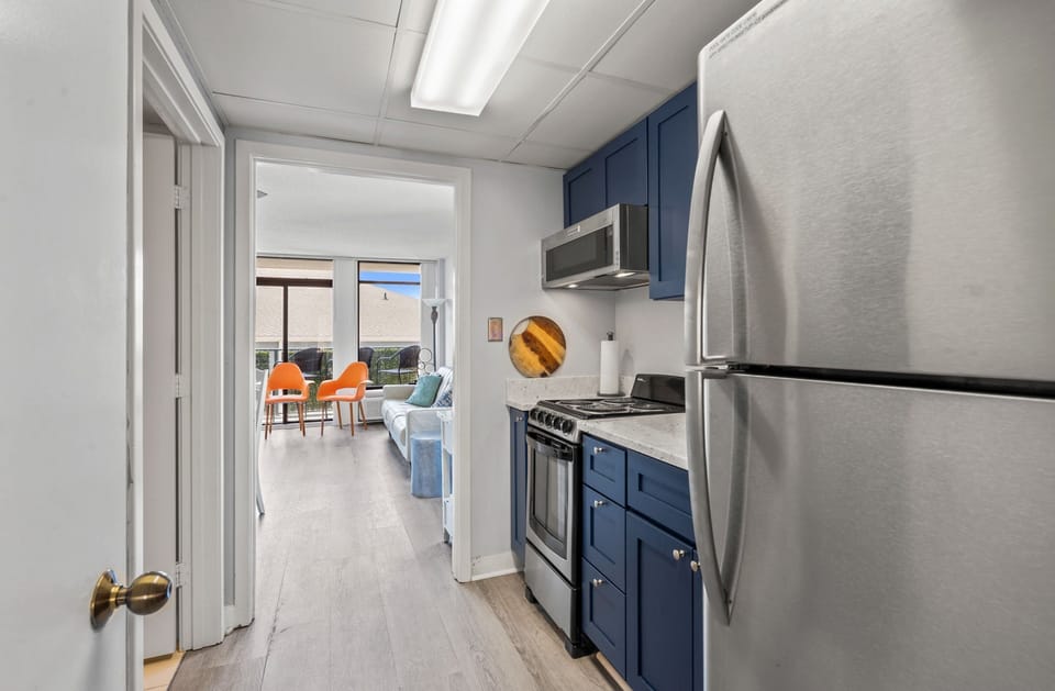 Condo, 1 Bedroom | Private kitchen | Fridge, coffee/tea maker, toaster