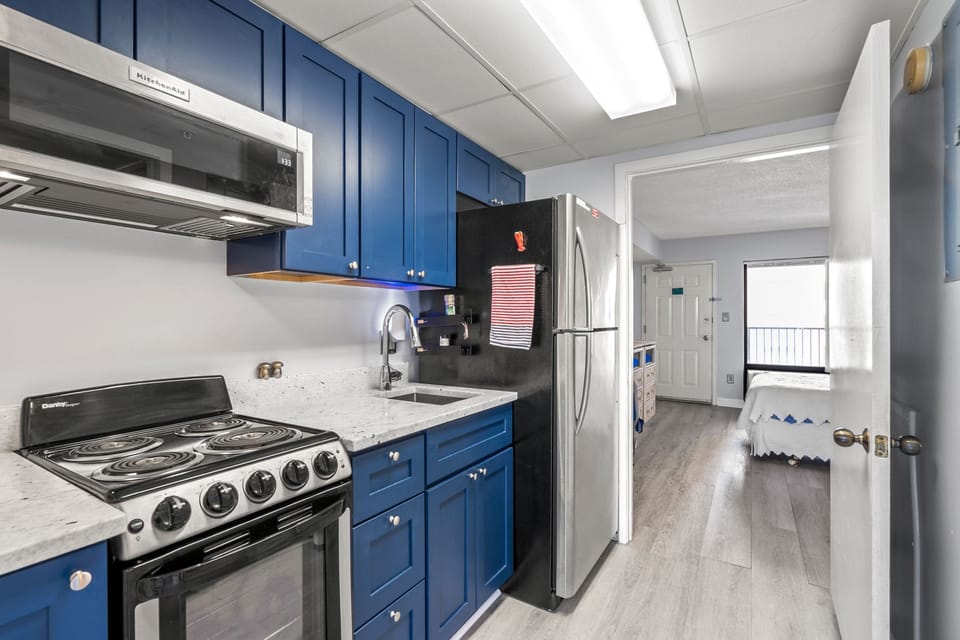 Condo, 1 Bedroom | Private kitchen | Fridge, coffee/tea maker, toaster