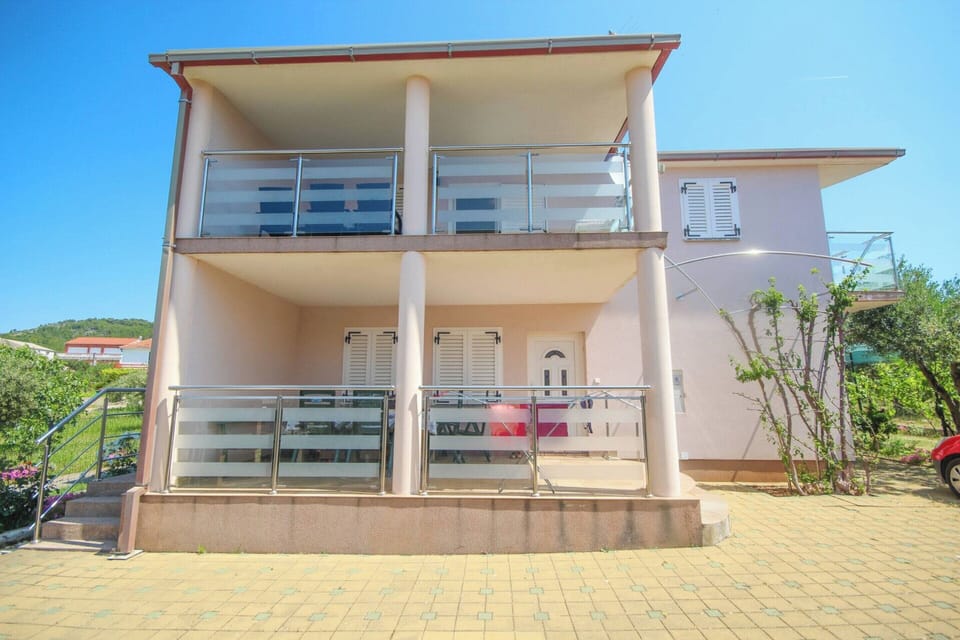 Apartment | Exterior