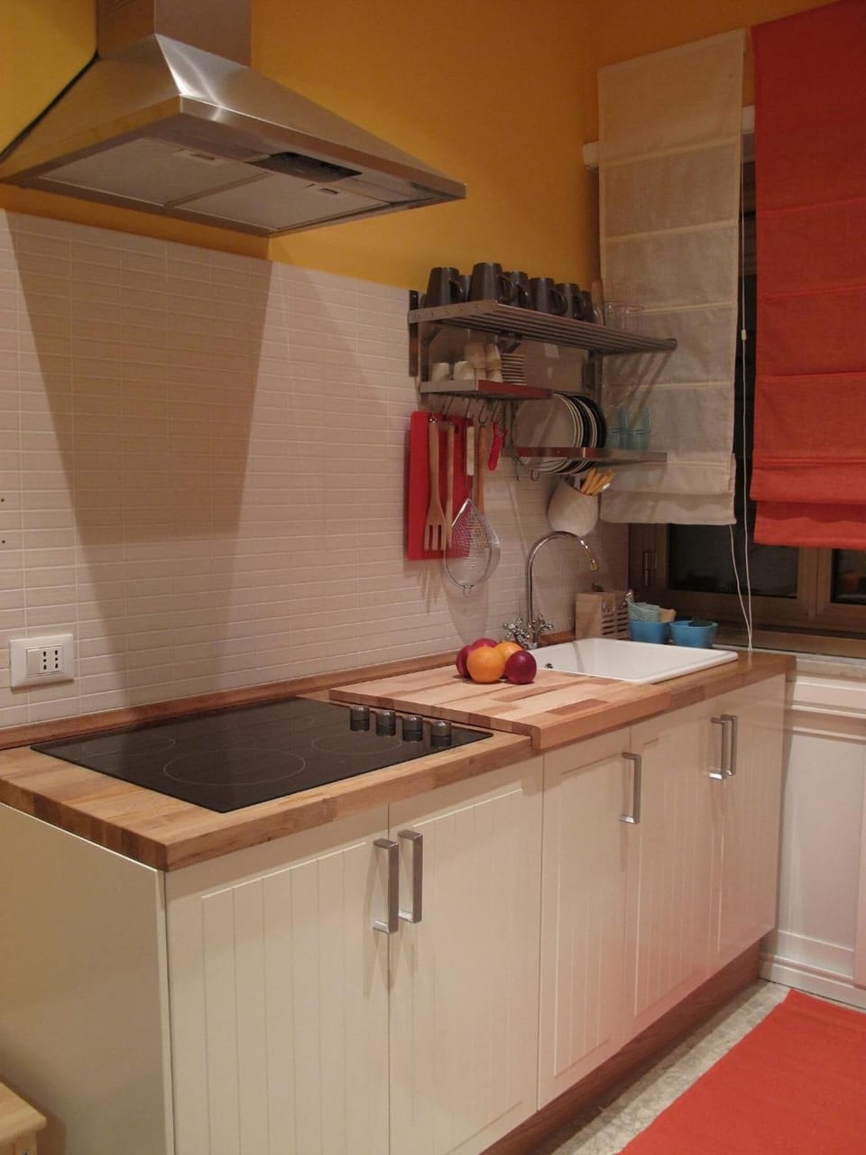 Shared fridge, microwave, stovetop, electric kettle