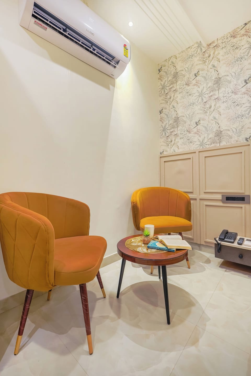 Desk, iron/ironing board, free WiFi