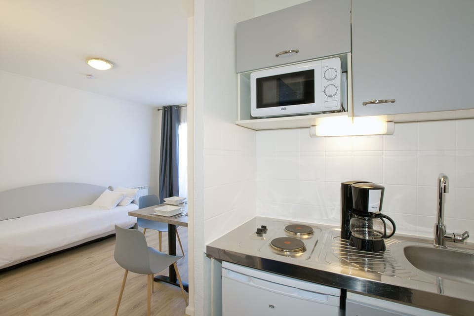 Private kitchenette