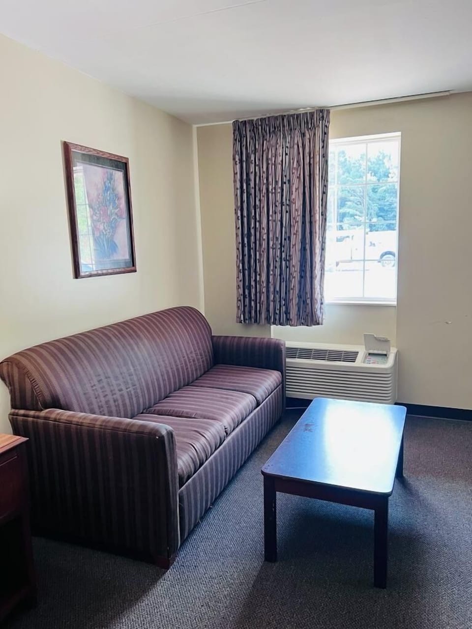 Deluxe Double Room, City View | Desk, iron/ironing board, free WiFi
