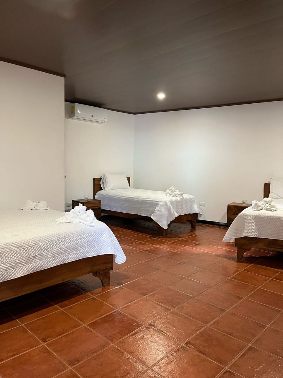 Triple Room, Air conditioning | Free WiFi