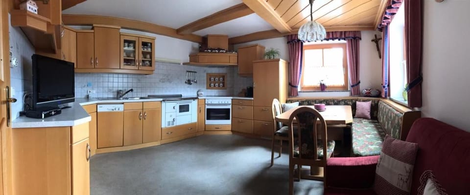 Apartment, 1 Bedroom, Accessible, Terrace | Interior