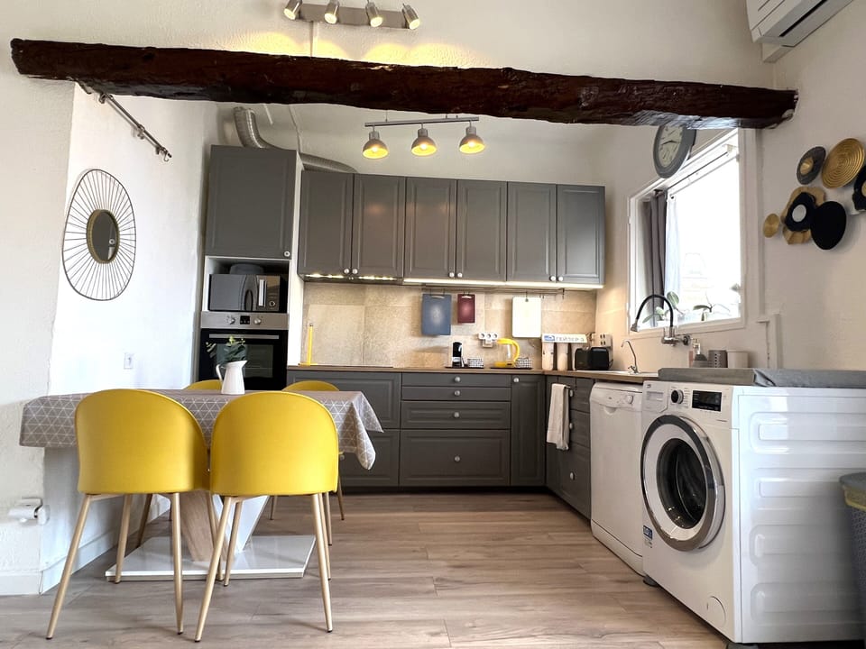 Apartment | Living area