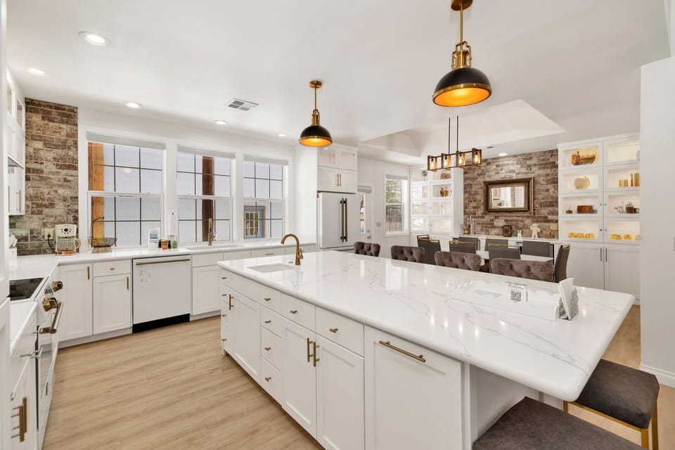 Cabin, Multiple Beds, Hot Tub, Mountain View (2524) | Private kitchen