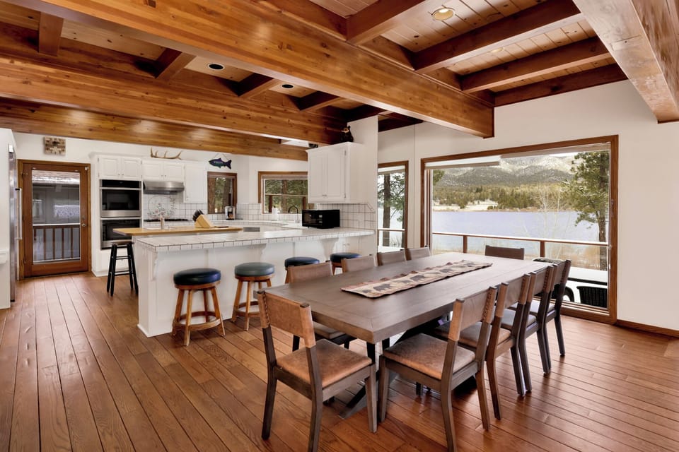 Cabin, Multiple Beds, Hot Tub, Mountain View (2547) | 5 bedrooms, individually decorated, individually furnished, bed sheets