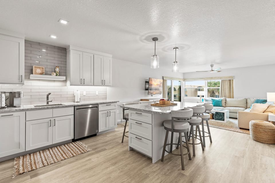Condo, Multiple Beds (Seaward B503) | Interior
