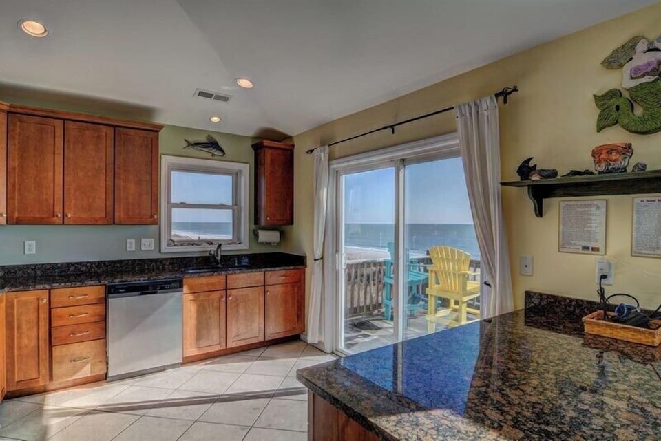 Studio (4 Bedrooms) | Property amenity