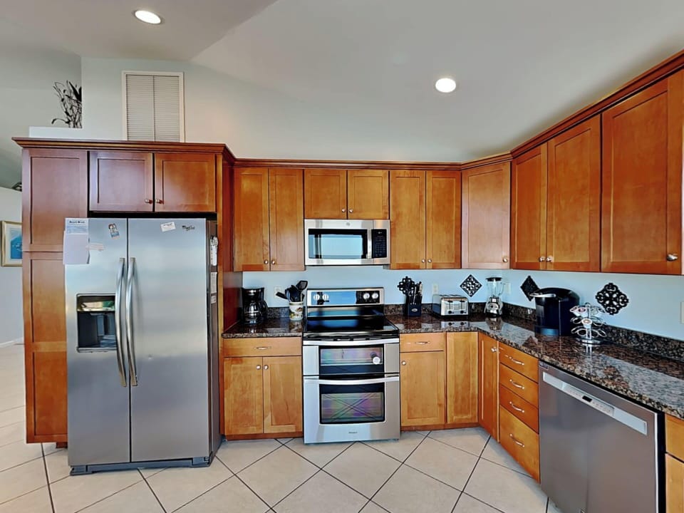 Studio (4 Bedrooms) | Property amenity