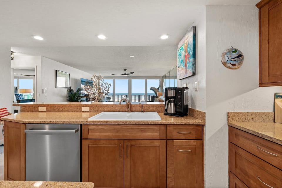 Condo, Multiple Beds (Minorca The Inlet 904) | Interior
