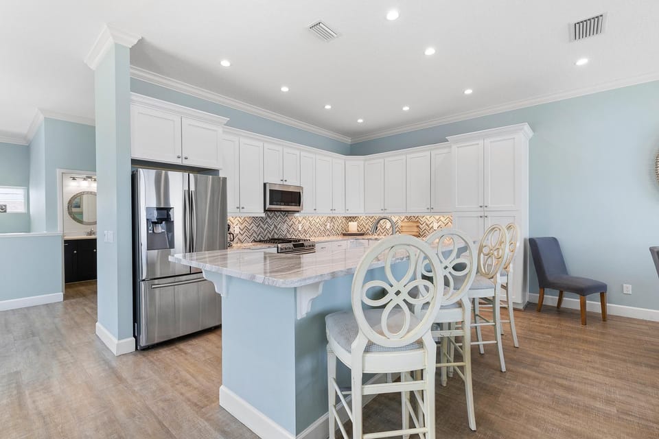 House, Multiple Beds (Ocean Dream) | Private kitchen | Oven, toaster