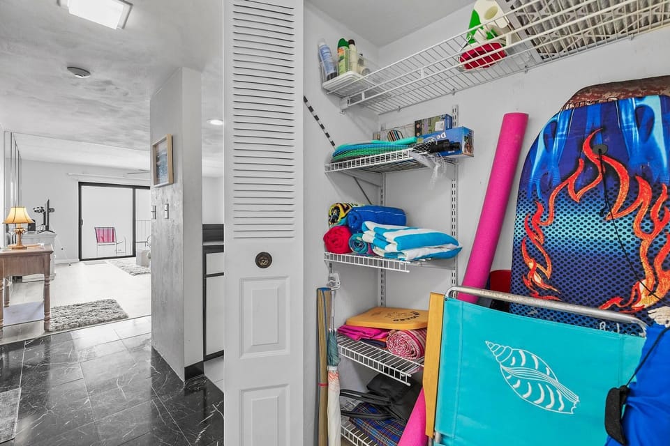 Condo, 1 Queen Bed (Ocean Terrace Club 601) | Miscellaneous