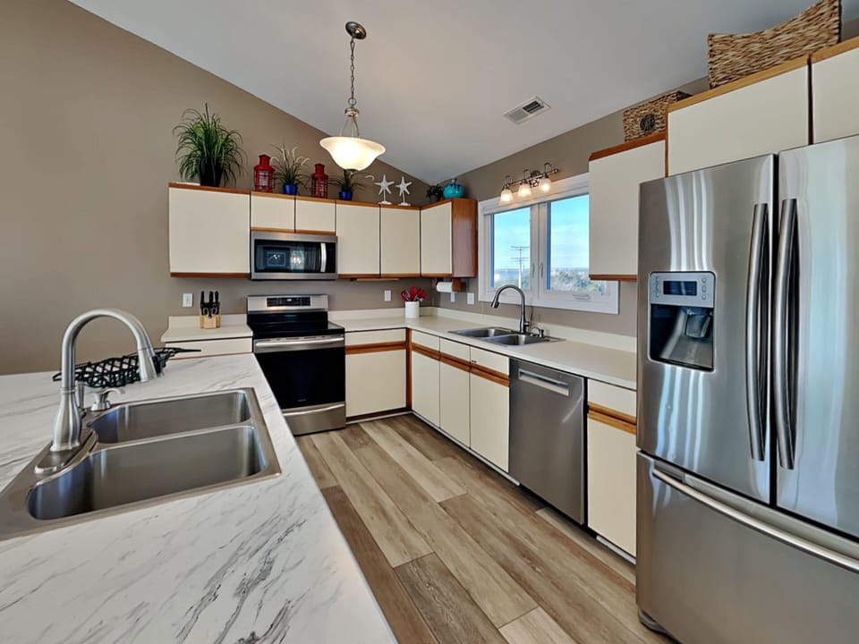 Studio (3 Bedrooms) | Property amenity