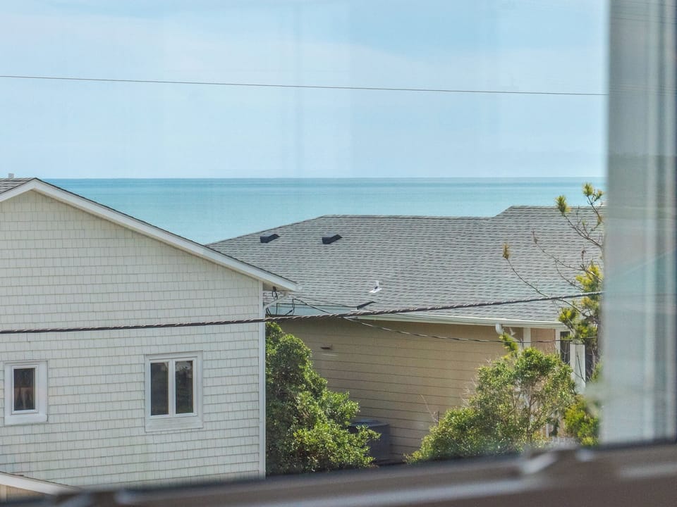 Studio (4 Bedrooms) | Property amenity